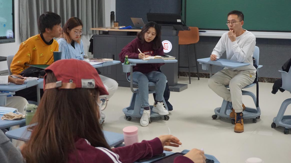 94F7785D-3882-4AF4-BCEA-888A6AF79C46